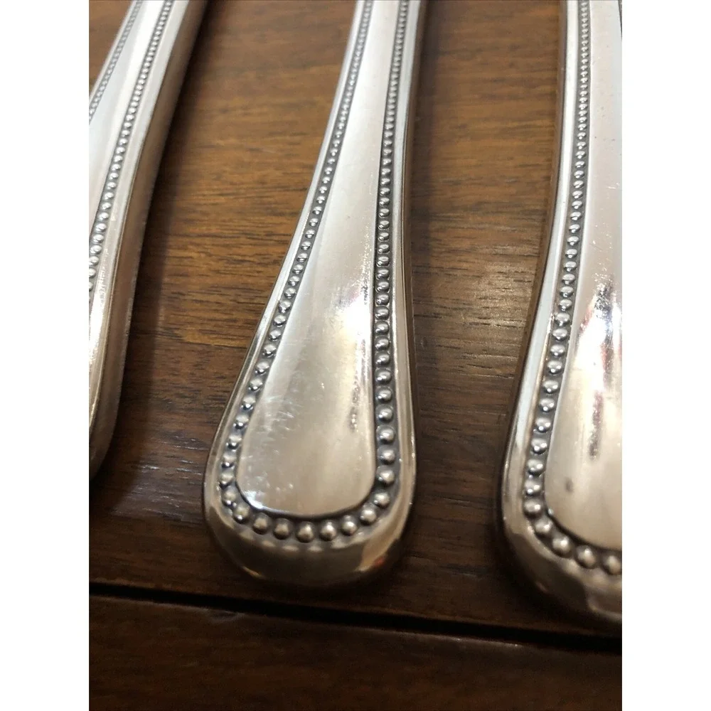 Patrician Silverplate 1975 Serrated Steak Knives Set Of 4 Oneida Silver